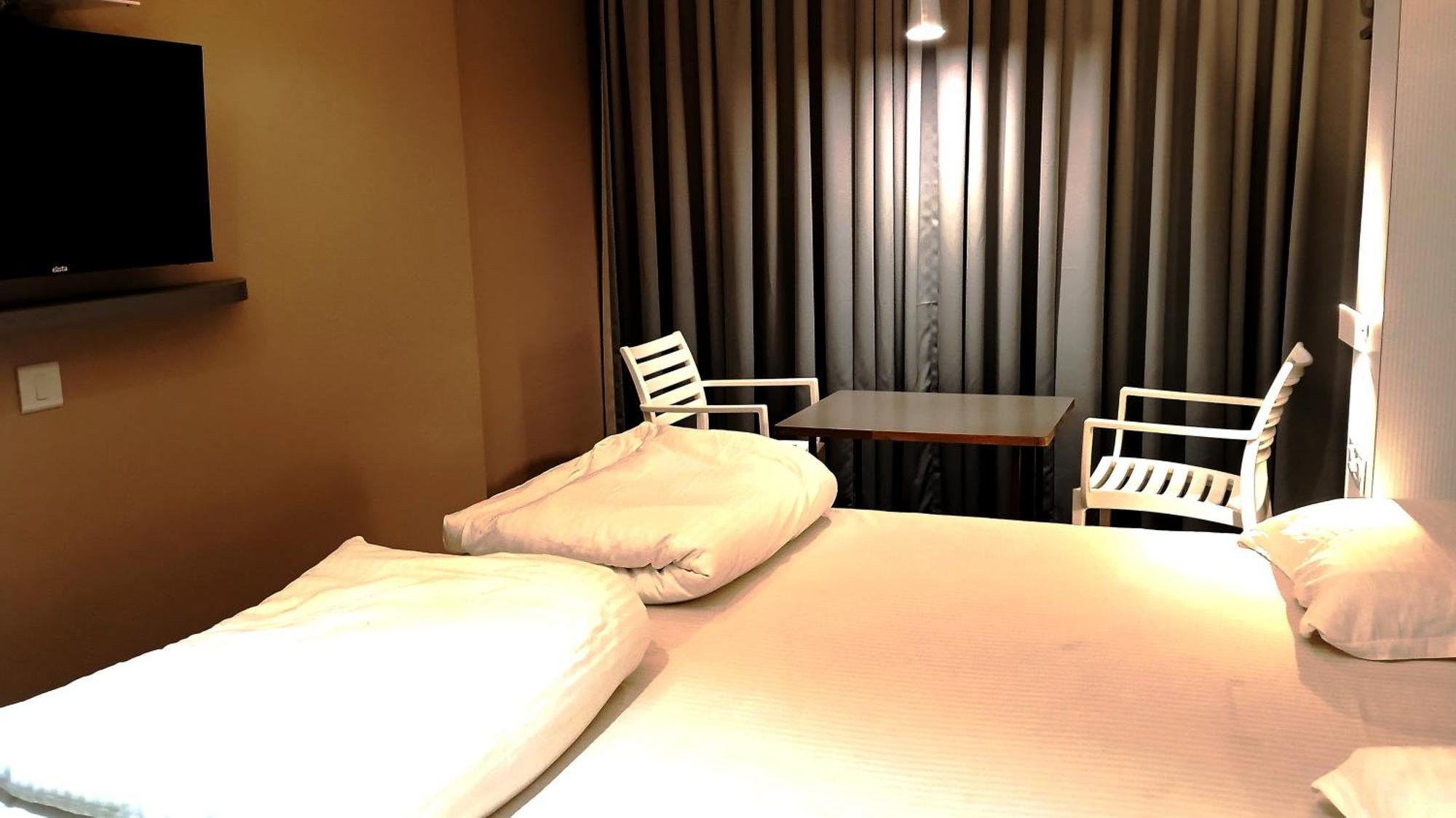 Hotel Ramniwas Jalgaon Exterior foto